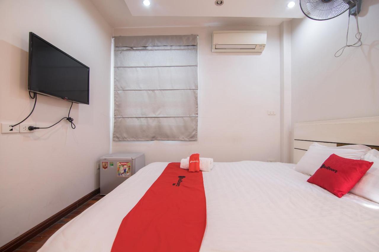 Reddoorz Yen Phu Street Hotel Hanoi Exterior photo